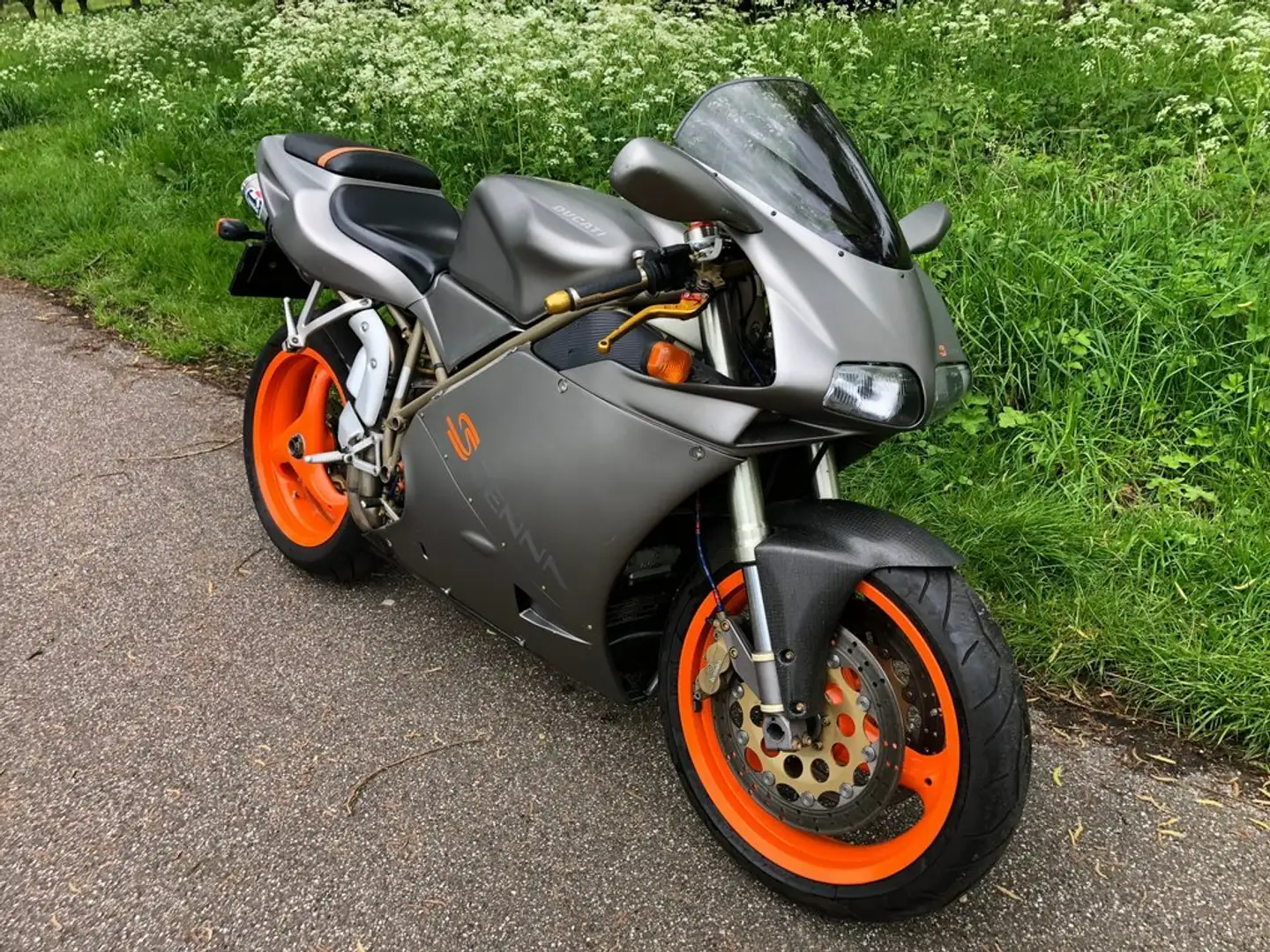 Ducati 916 - 2
