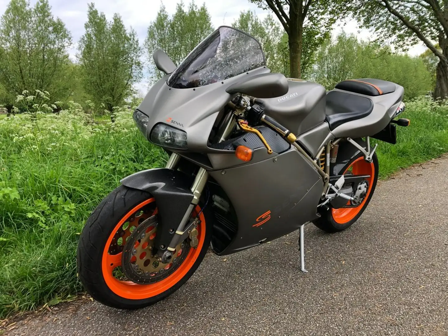 Ducati 916 - 1
