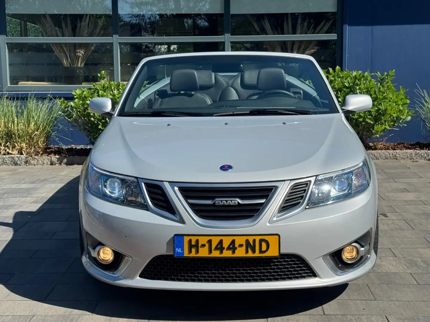 Saab 9-3 Cabriolet 1.8t 195PK 'Griffin Aero' Automaat 103dk Серый - 2