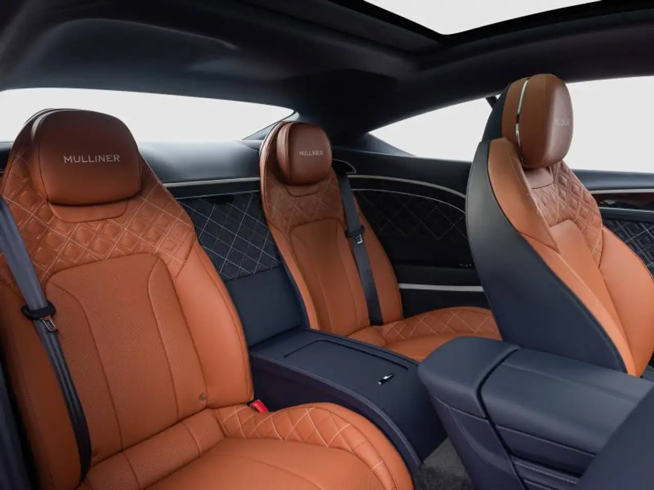 Bentley Continental GT 2023 — фото 8