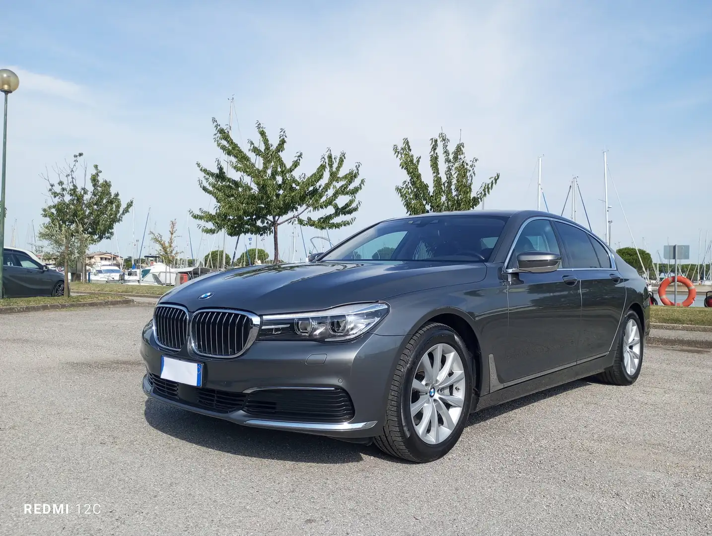 BMW 730 X DRIVE 3.0 d PERFETTA ! Grigio - 2