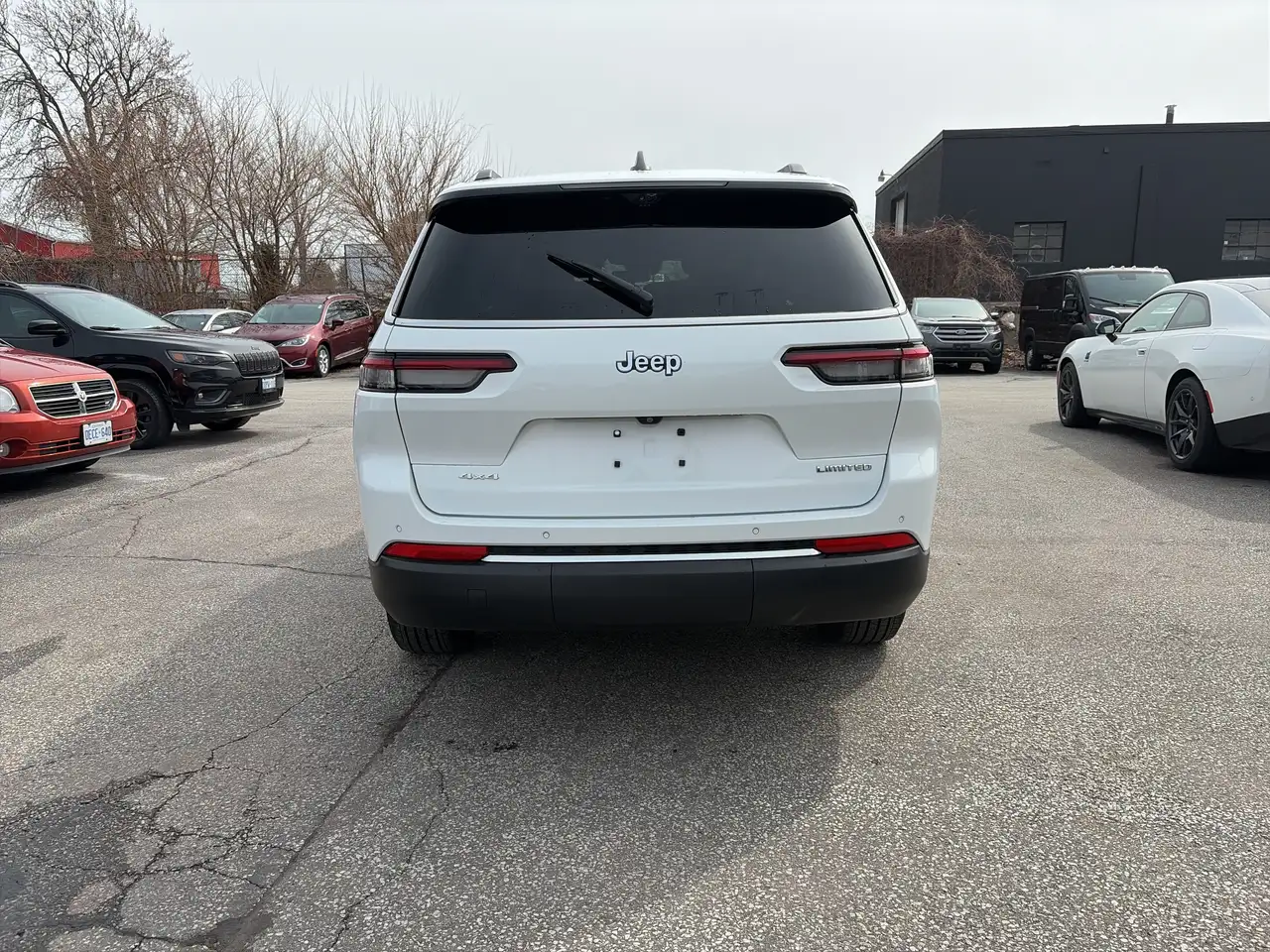 Jeep Grand Cherokee снимка Jeep Grand Cherokee