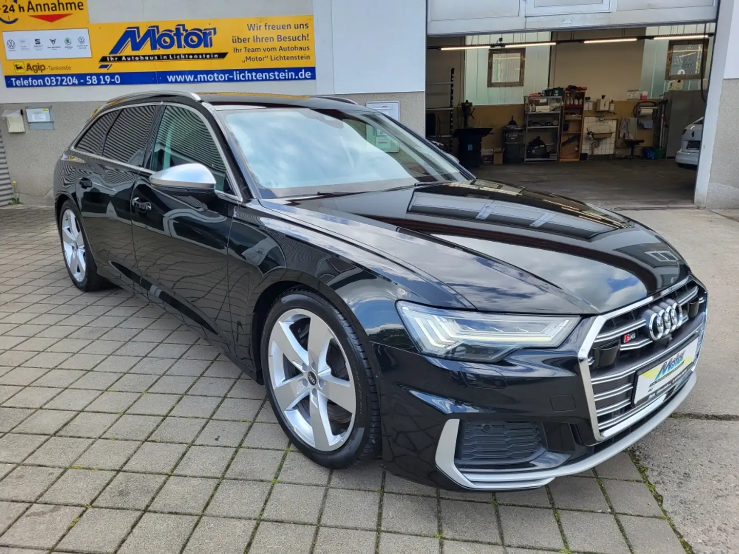 Audi S6 Avant Schwarz - 1