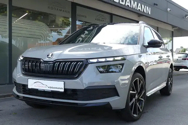 Skoda Kamiq Monte Carlo*Panorama*Tempomat*18"*CarPlay