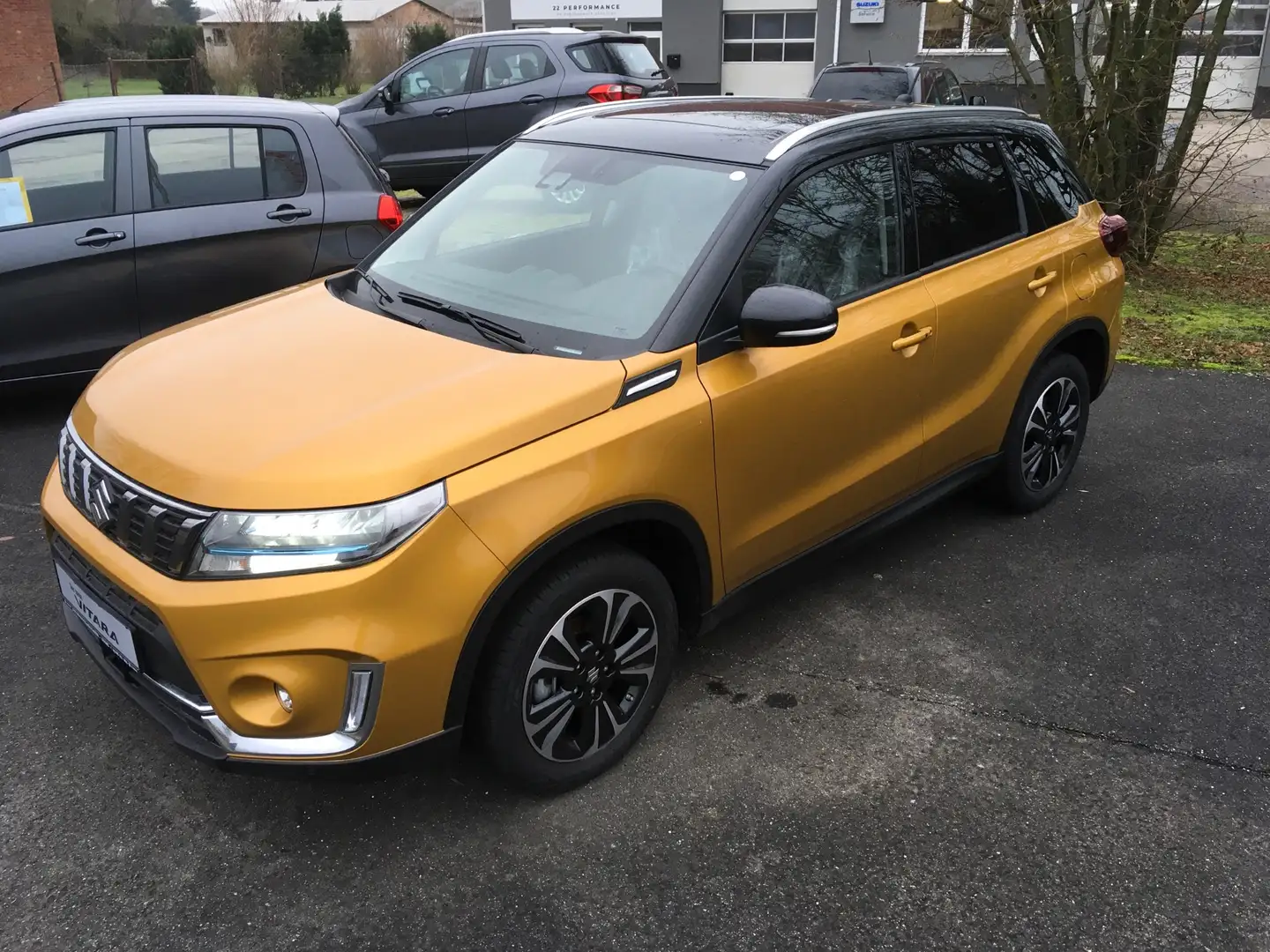 Suzuki Vitara 1.5 Dualjet Hybrid Allgrip AGS Comfort+ Gold - 2