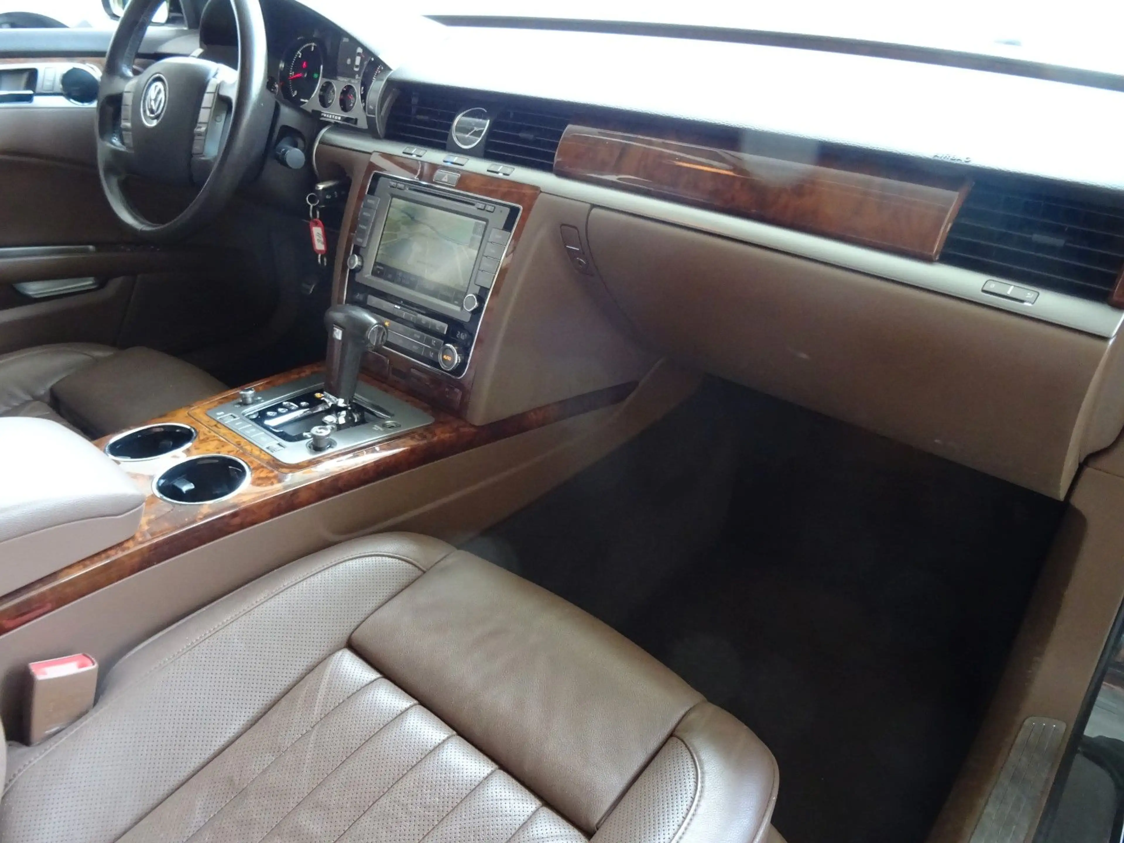 Volkswagen Phaeton V6 TDI 5-Sitzer 4Motion-Top Ausstattung — photo 11