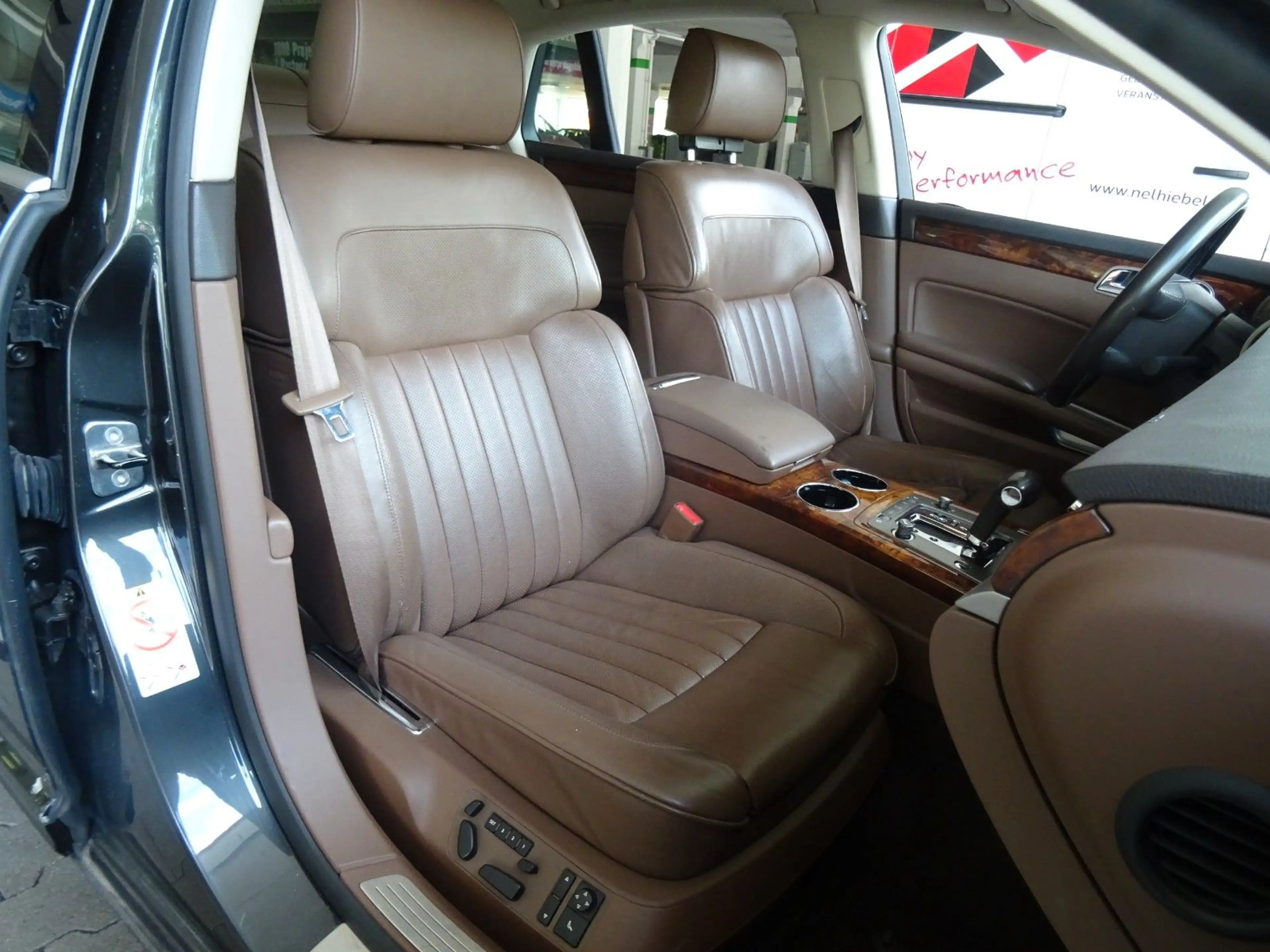 Volkswagen Phaeton V6 TDI 5-Sitzer 4Motion-Top Ausstattung — photo 12