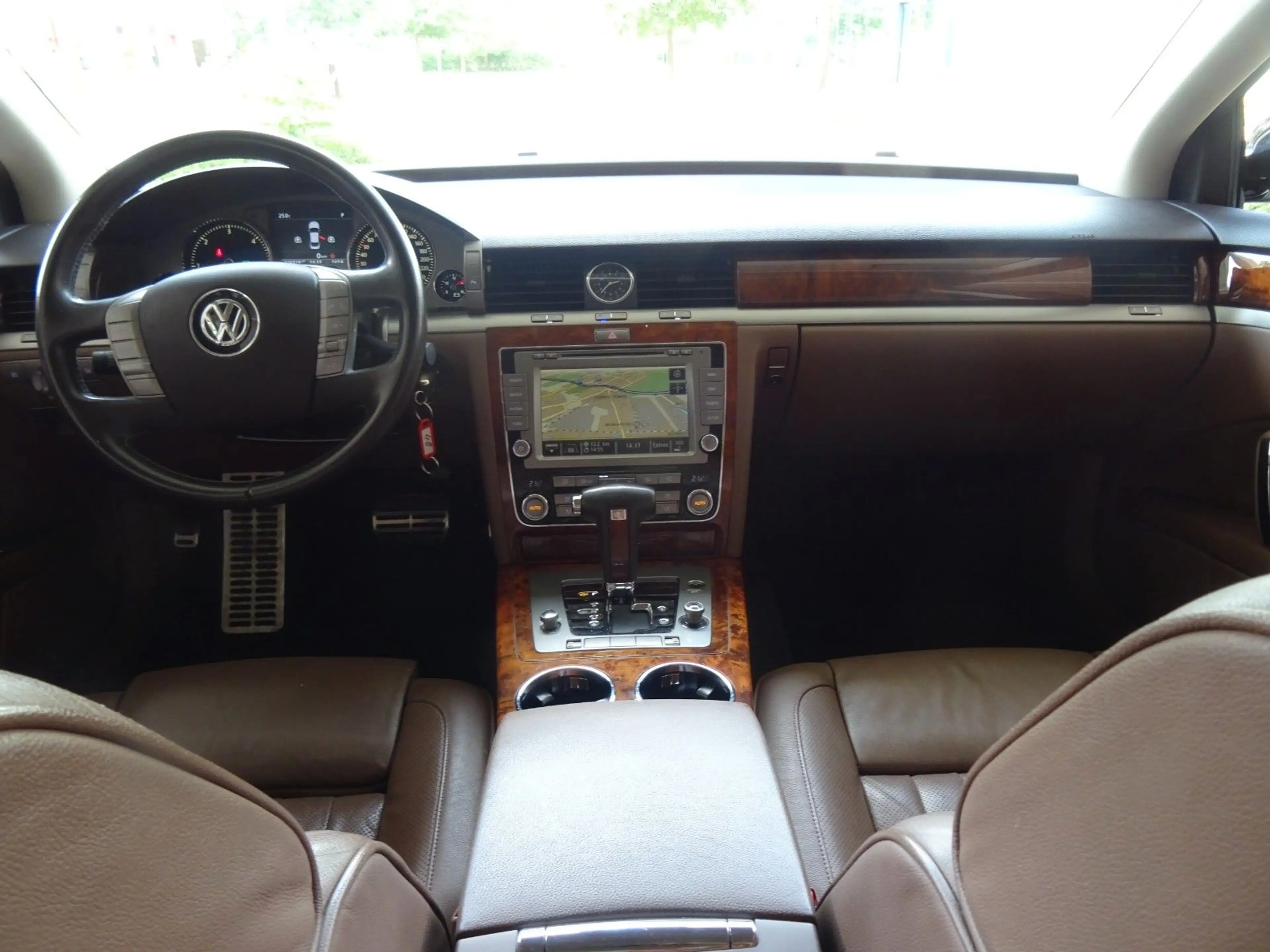 Volkswagen Phaeton V6 TDI 5-Sitzer 4Motion-Top Ausstattung — photo 7