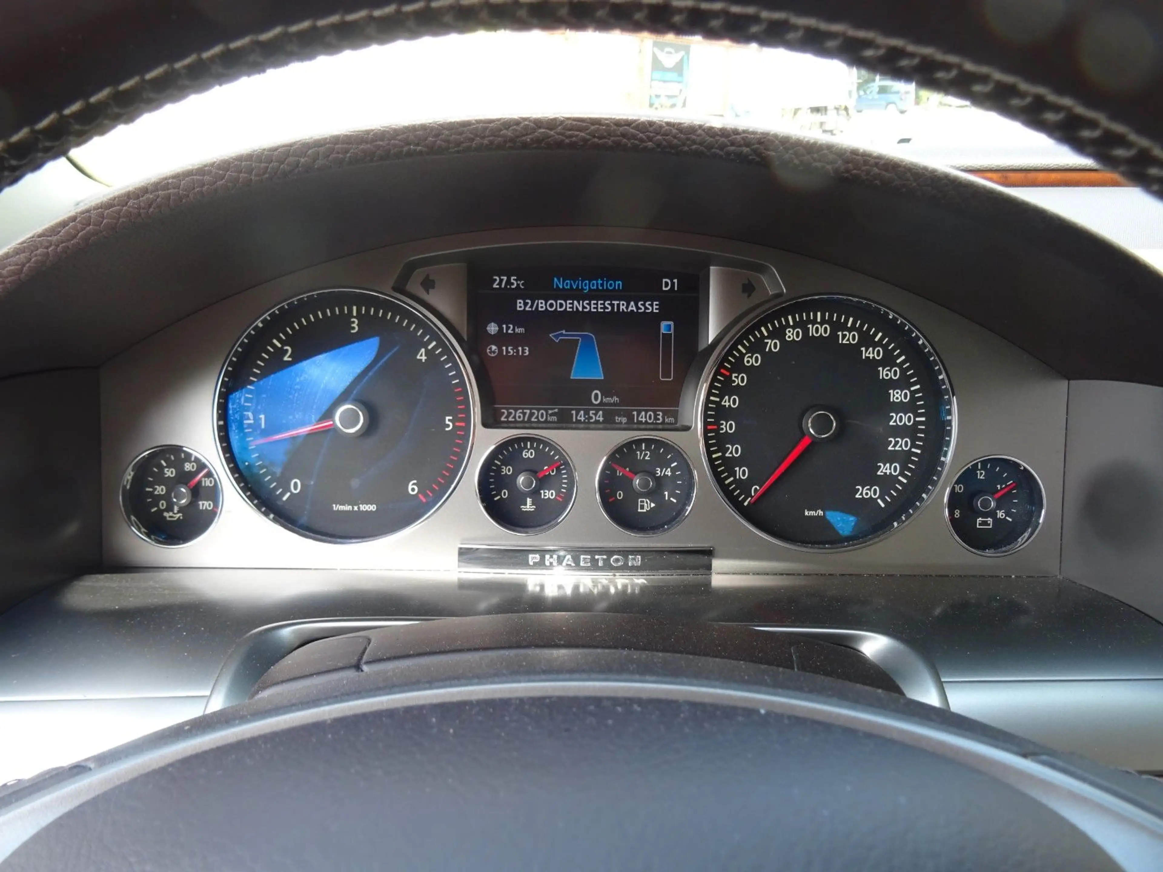 Volkswagen Phaeton V6 TDI 5-Sitzer 4Motion-Top Ausstattung — photo 6
