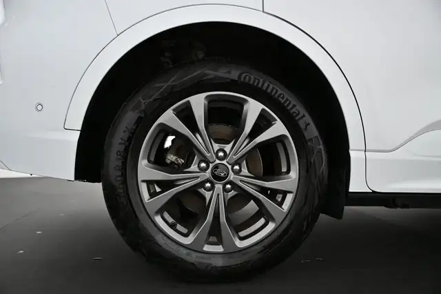 Ford Kuga view 16