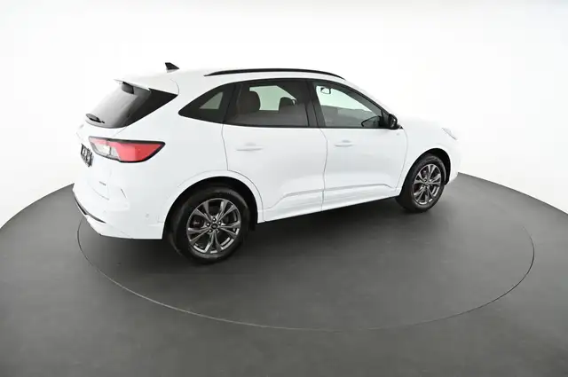 Ford Kuga view 4