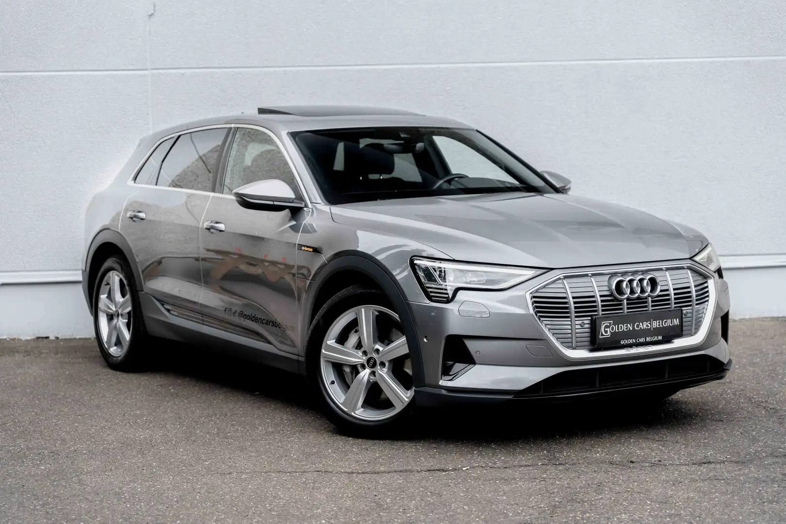 Audi e-tron 50 Quattro MATRIX/PANO/LUCHTV/CAMERA/CARPLAY/DAB Grijs - 2