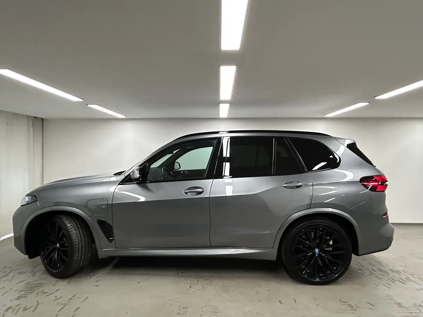 BMW X5 xDrive50e M Sportpaket Pro DA. Prof. PA. Prof. Pan Grau - 2