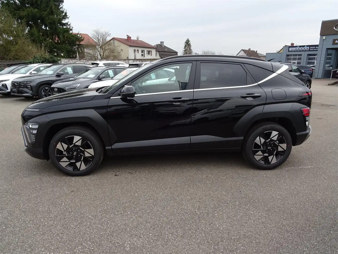 Hyundai KONA Kona (MY25) GO Plus 1.0 T-GDI 2WD k5bu1 Schwarz - 2