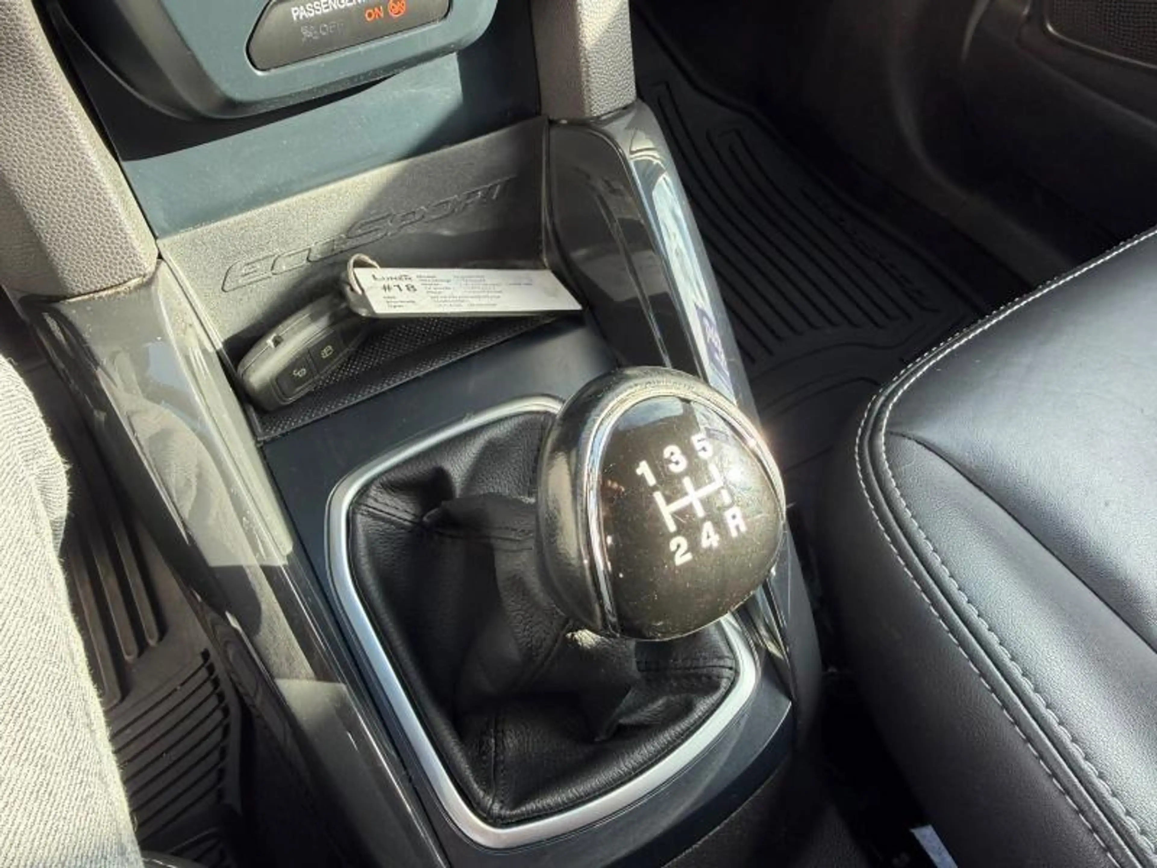 Ford EcoSport Titanium 1.0i Ecoboost 125pk M6 — photo 12