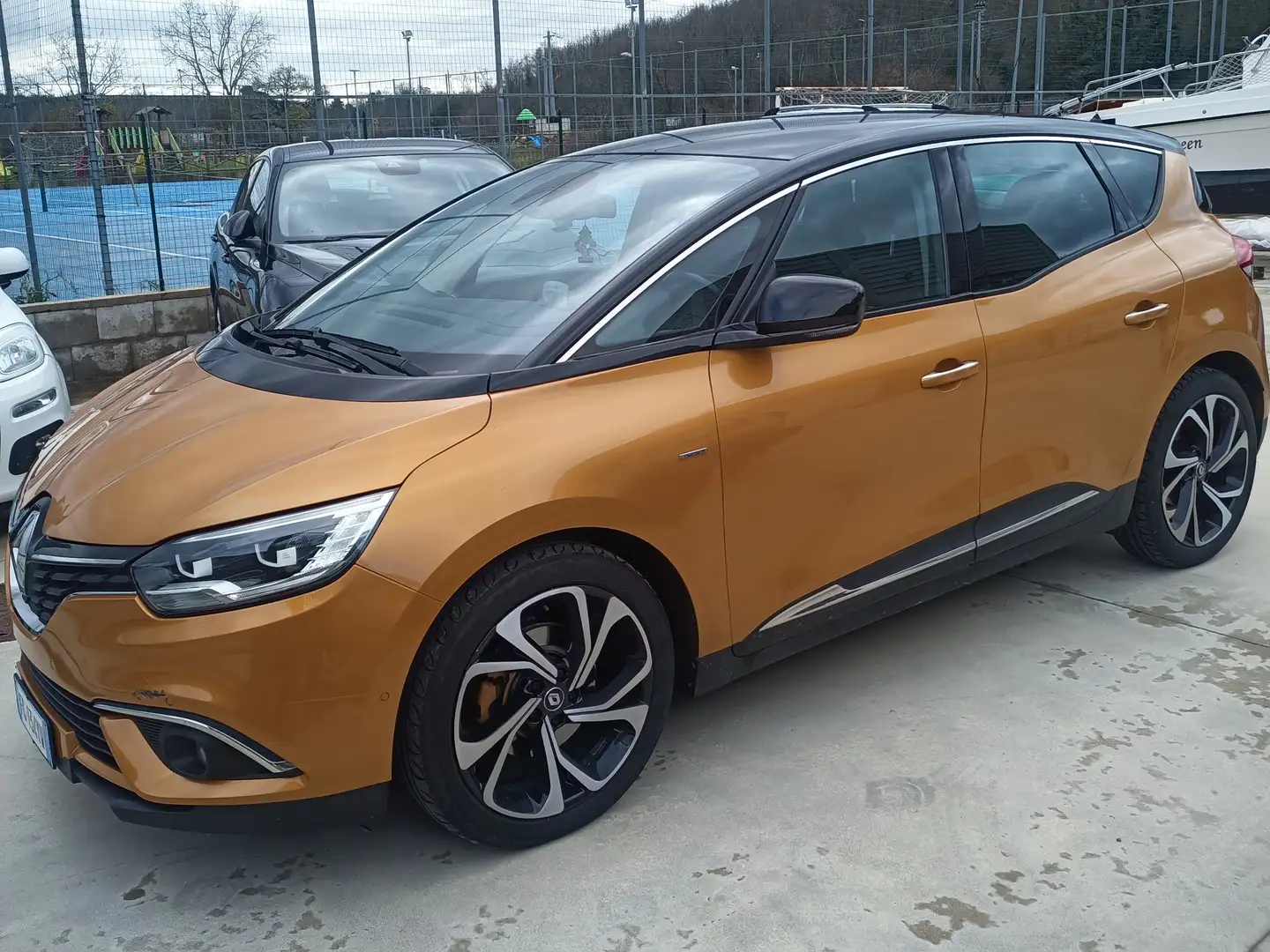 Renault Scenic Scenic 1.6 dci energy Edition One Bose160cv edc Orange - 1