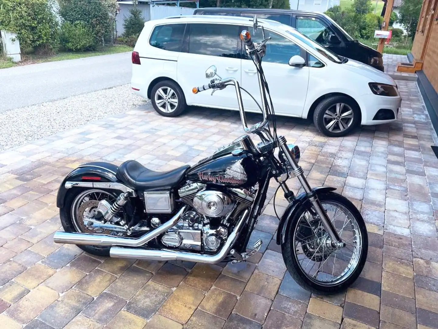 Harley-Davidson Dyna Wide Glide - 1