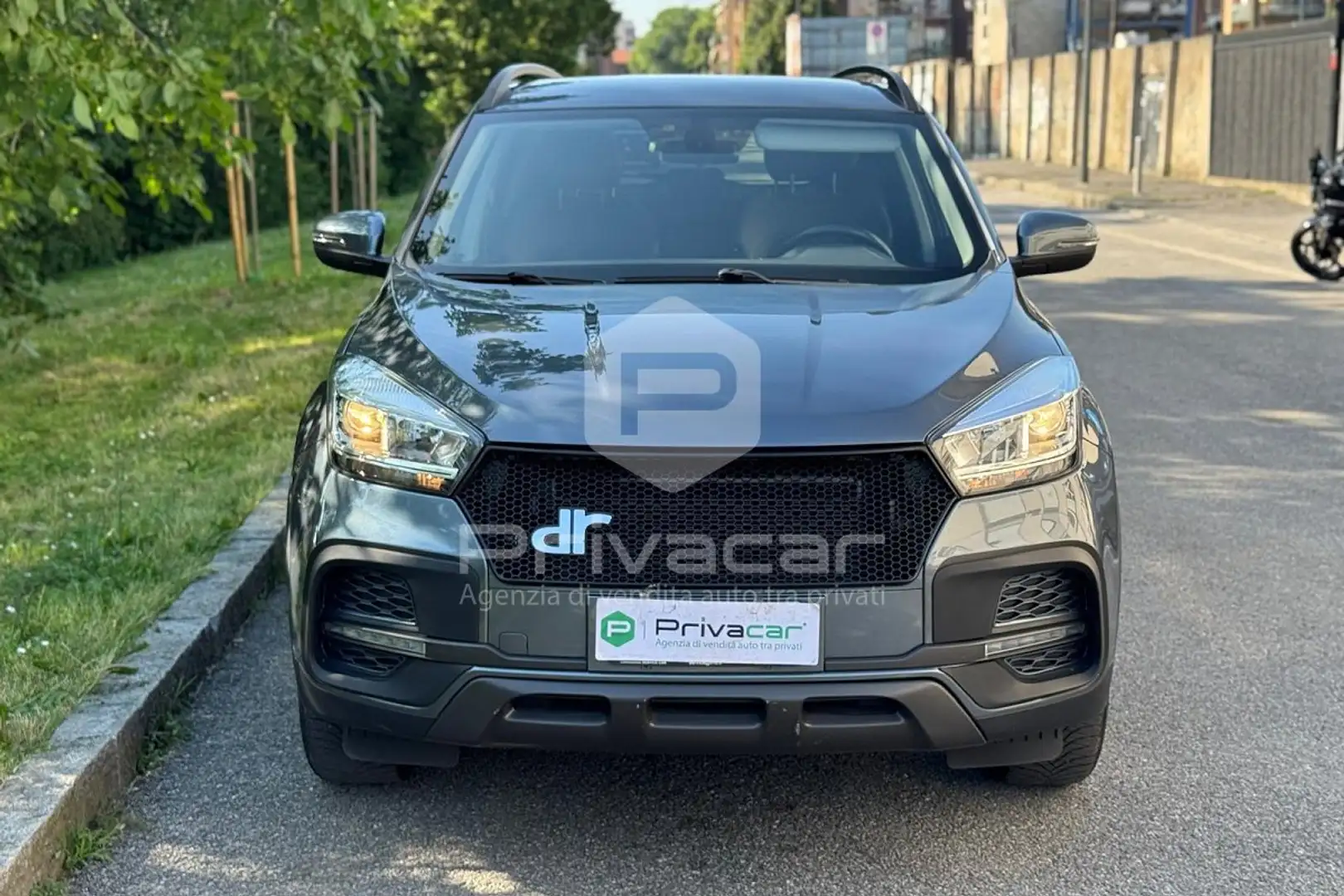 DR Automobiles DR5.0 dr 5.0 1.5 Turbo DCT Bi-Fuel GPL Argintiu - 2