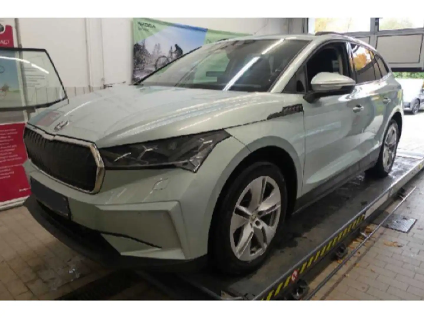 Skoda Enyaq iV 60 Loft Kamera Navi ACC PDC Kessy Silber - 2