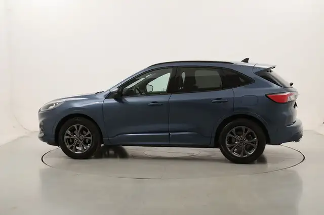 Ford Kuga view 2