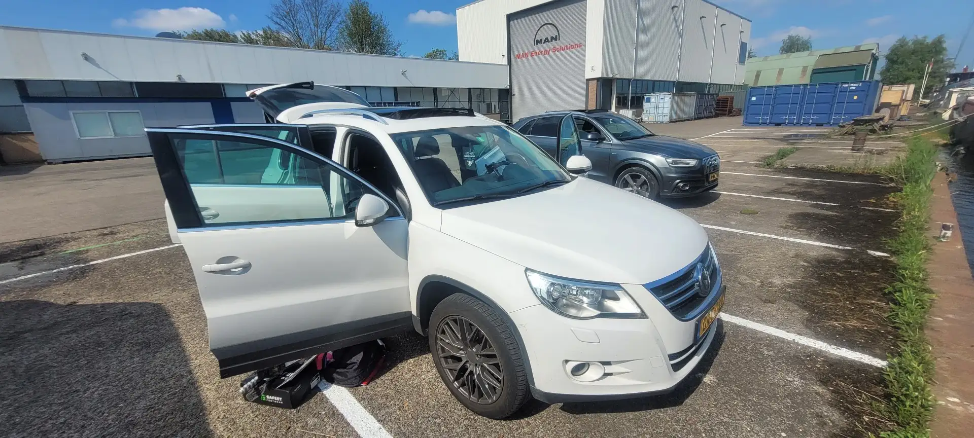 Volkswagen Tiguan 2.0 TSI 4Motion DSG Sport & Style - 1