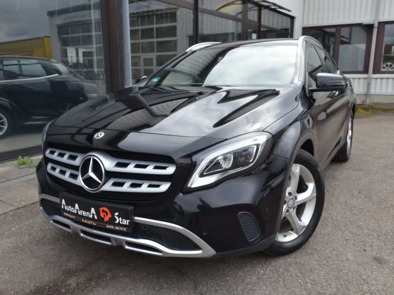 Mercedes-Benz GLA 180
