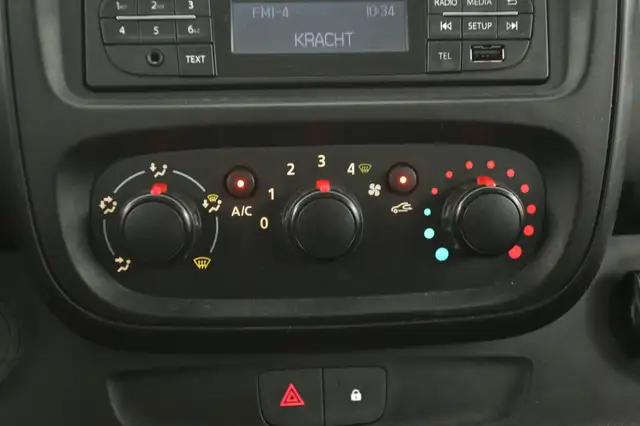 Renault Trafic view 13