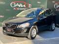 Volvo XC60 2.4D Momentum Negro - thumbnail 2