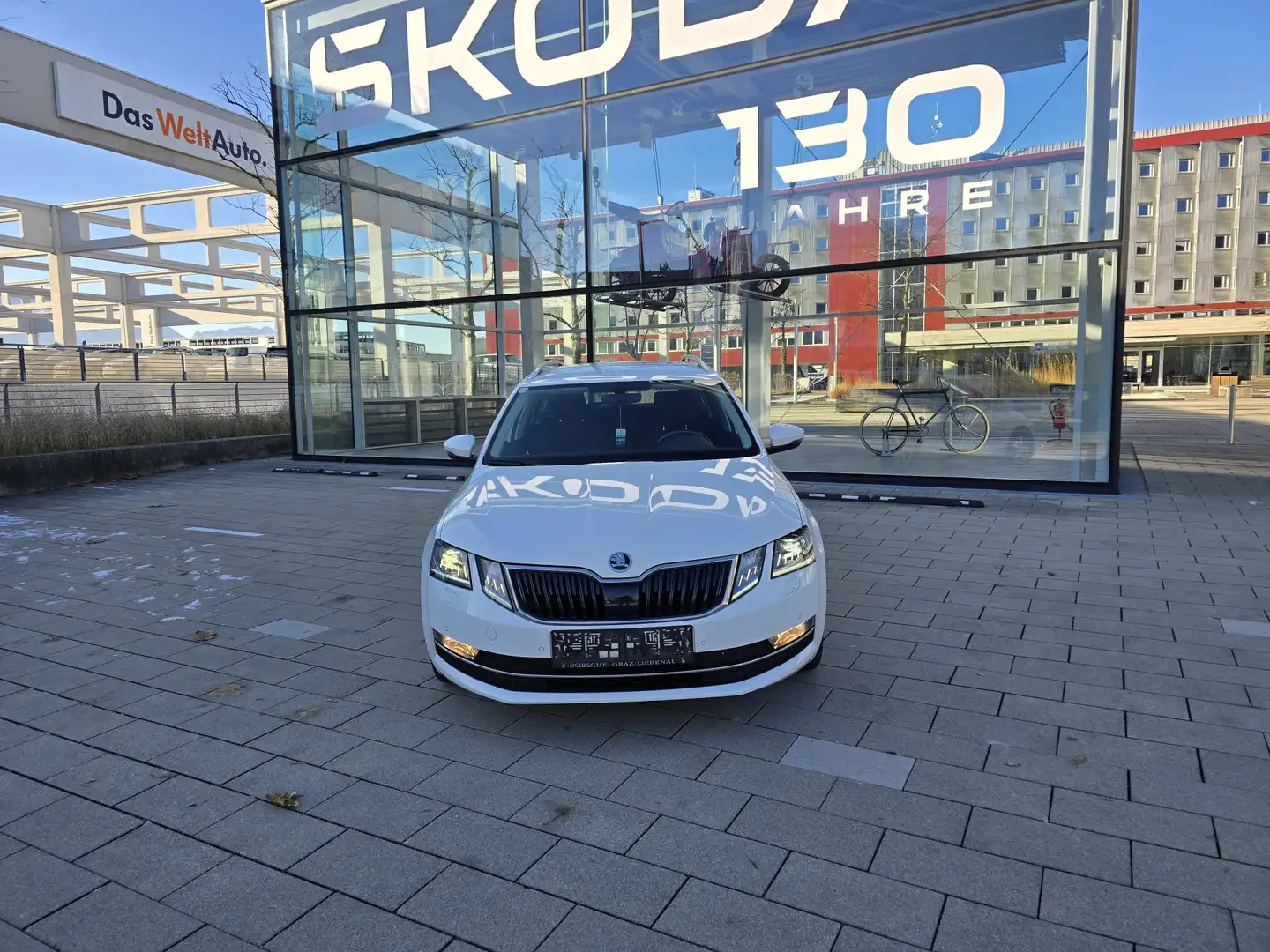 Skoda Octavia Octavia Combi 1,6 TDI Ambition Ambition Weiß - 2