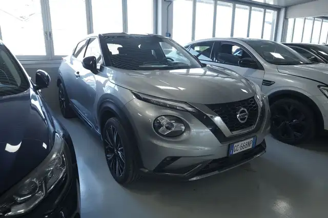 Nissan Juke view 13
