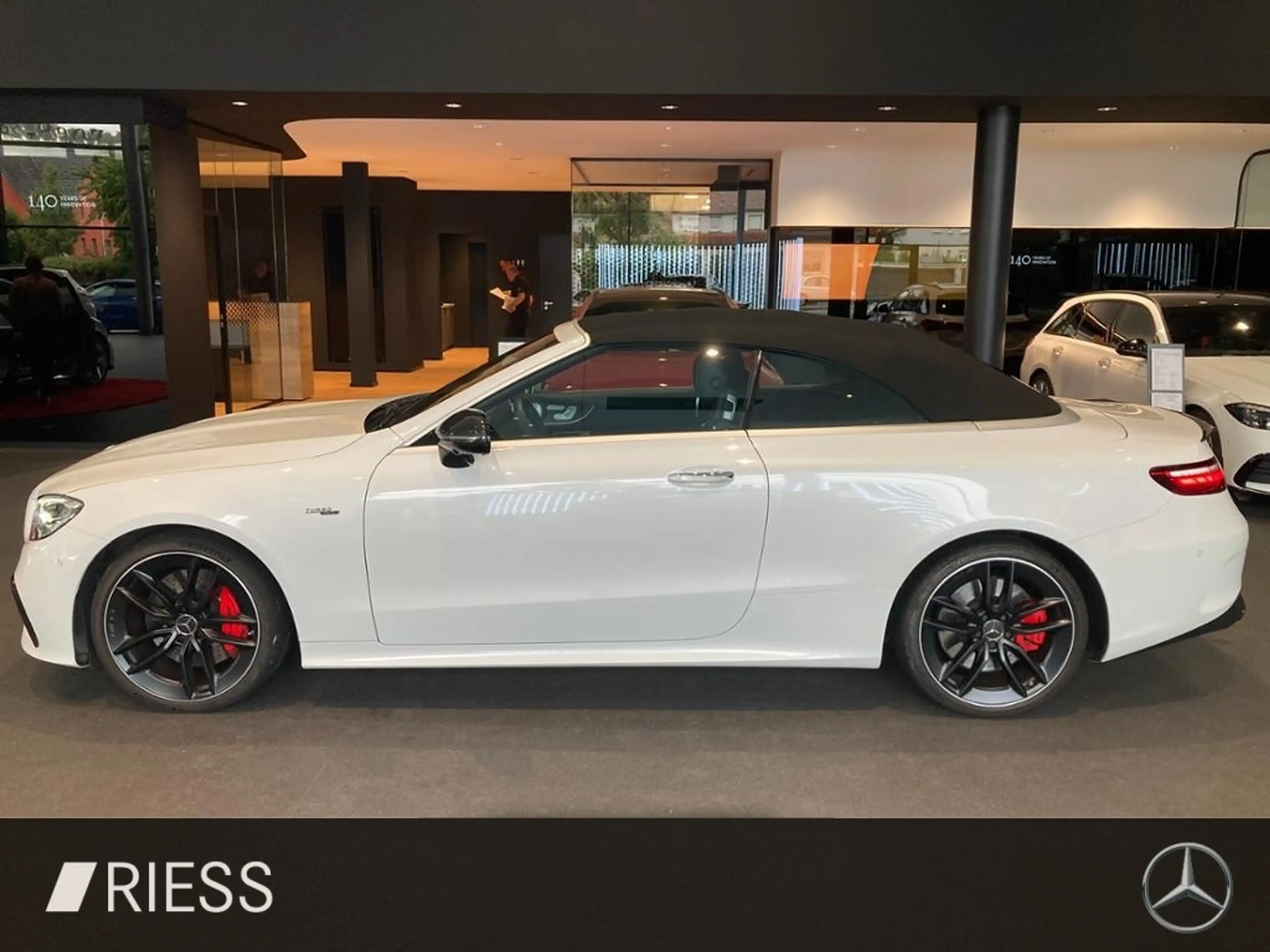 Mercedes-Benz E 53 AMG 4MATIC+ Cabriolet 360 ACC AUT Bel.Sitz — photo 12