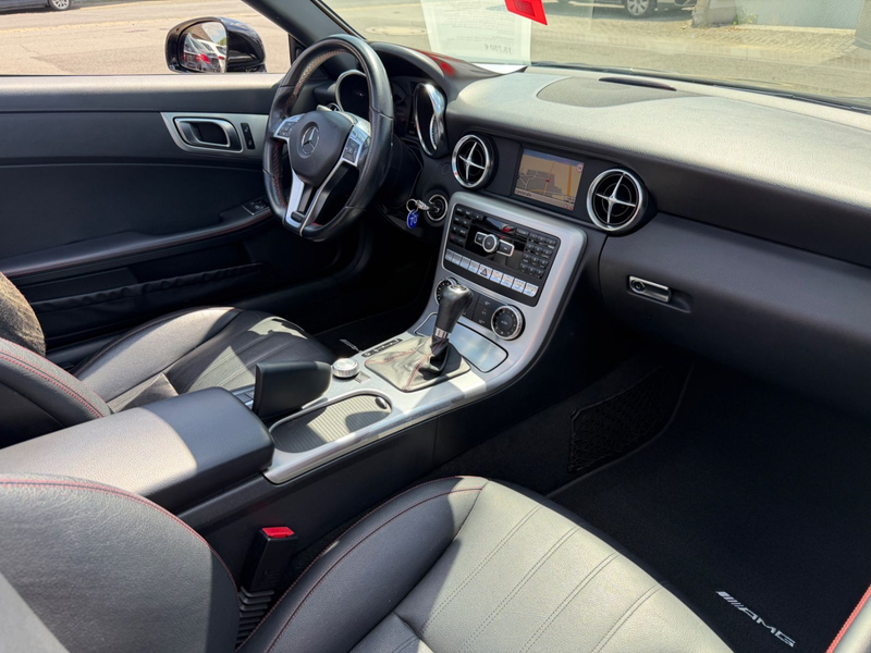 Mercedes-Benz SLK 200 Roadster Airscarf Navi AMG PAKET Leder — photo 15