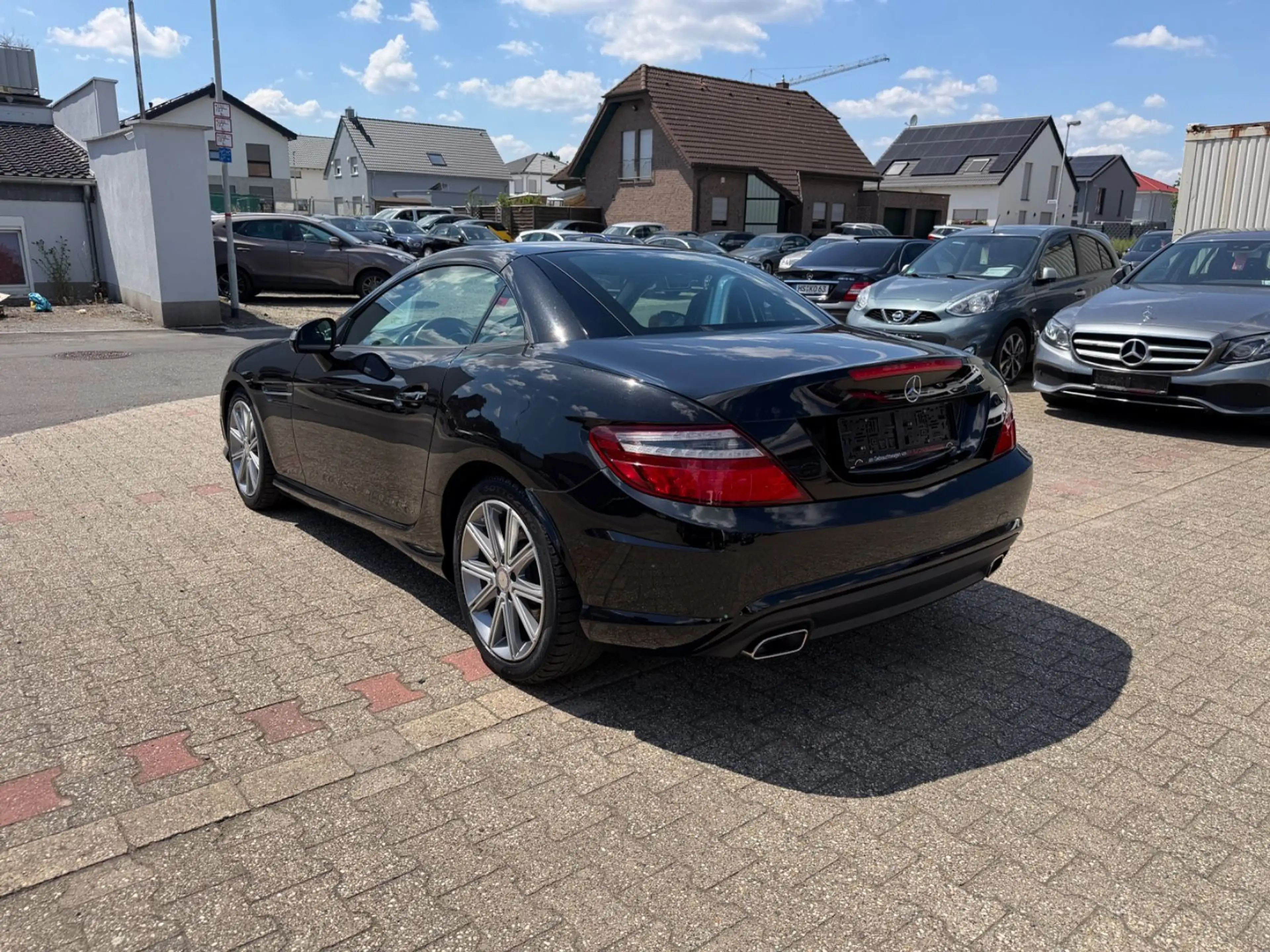 Mercedes-Benz SLK 200 Roadster Airscarf Navi AMG PAKET Leder — photo 6