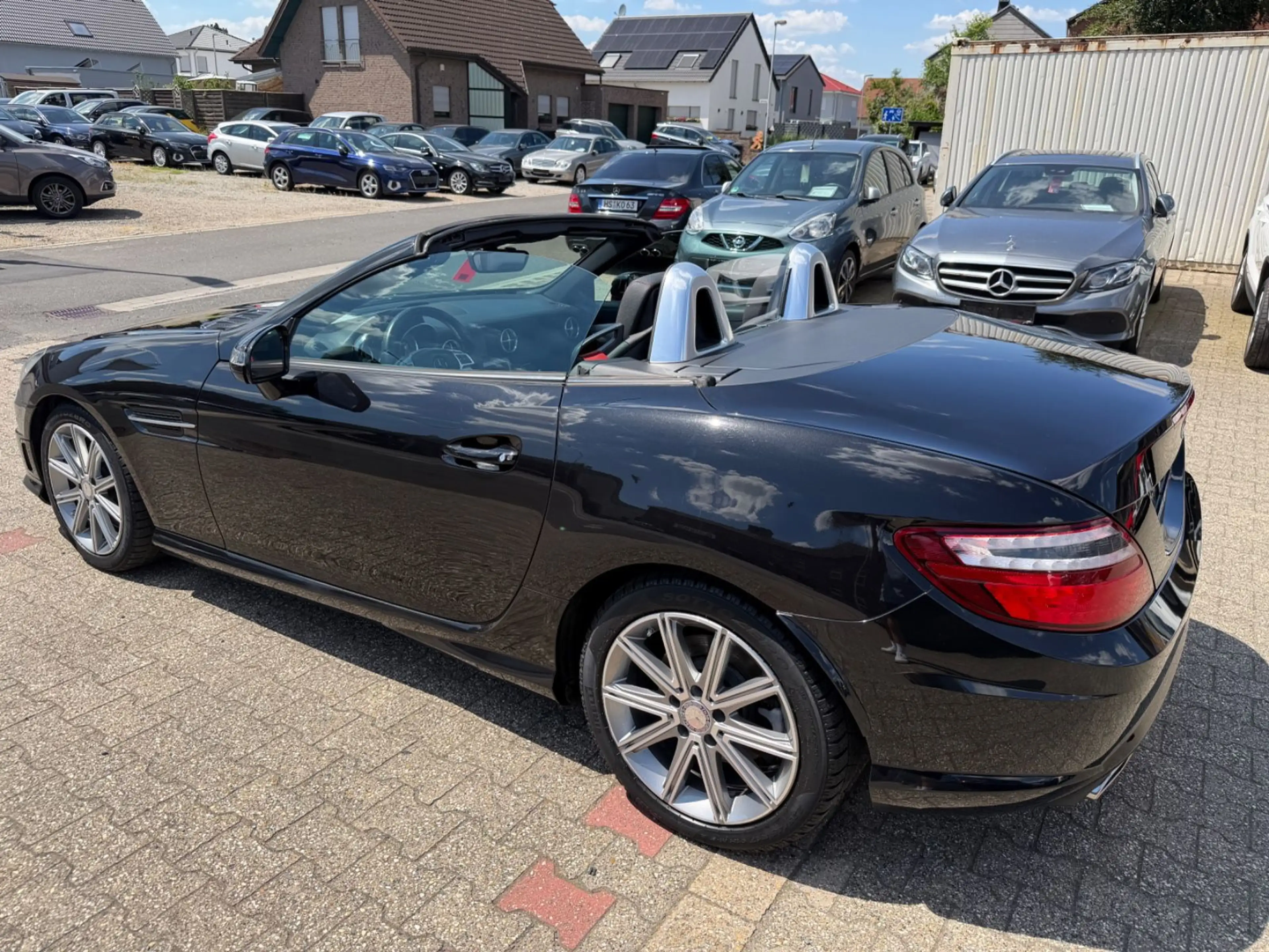 Mercedes-Benz SLK 200 Roadster Airscarf Navi AMG PAKET Leder — photo 10