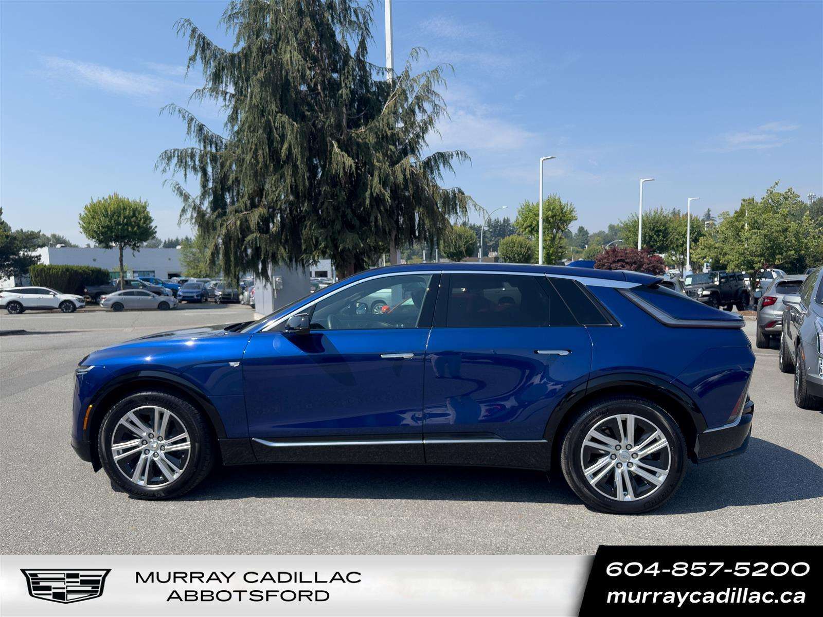 2024 Cadillac Lyriq Tech-1 RWD BC's Lyriq Headquarters - over 20 to ch — снимка 1