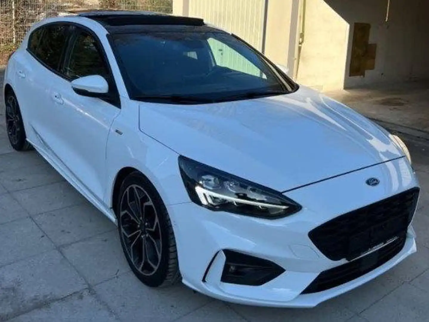 Ford Focus Focus 1.5 EcoBlue Start-Stopp-System Aut. ST-LINE - 1