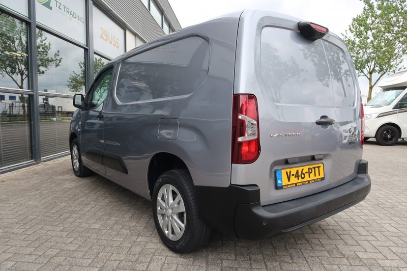 Peugeot Partner 1.2 P.T. Premium Lange uitvoering met benzinemotor — photo 8