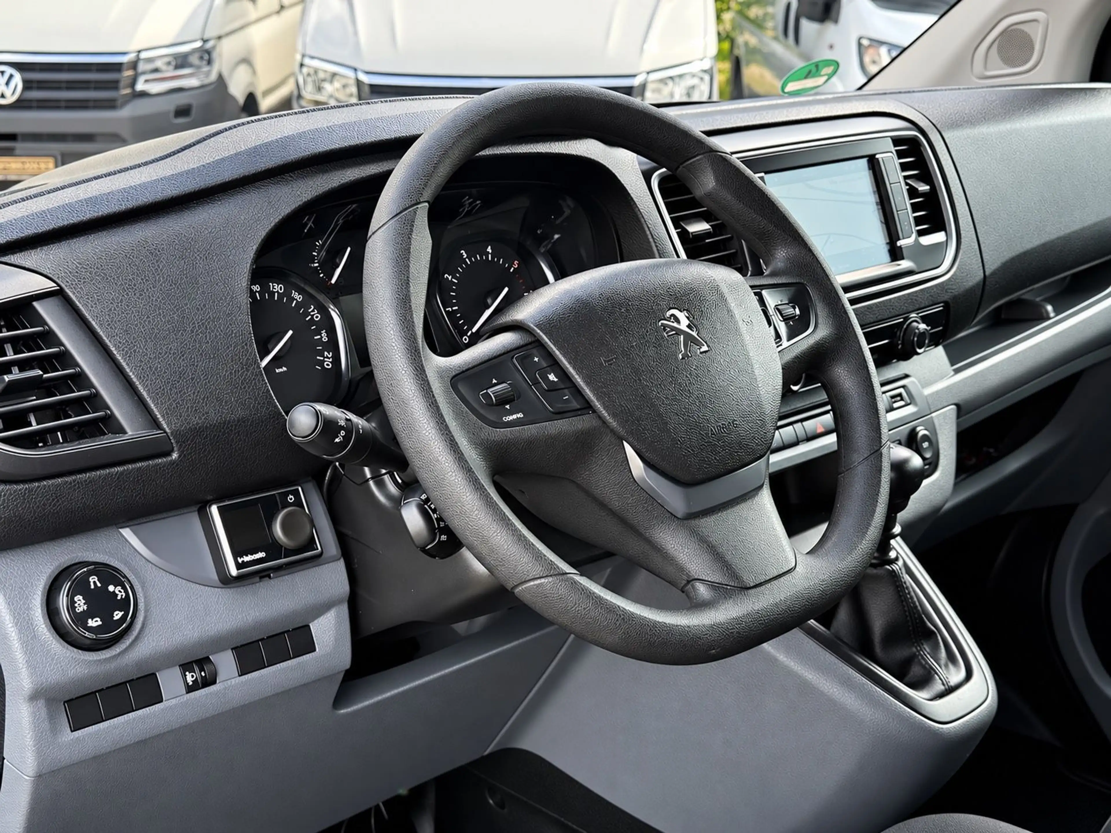 Peugeot Expert 2.0 HDI Premium L2 KLIMA NAVI TEMP AHK — photo 10