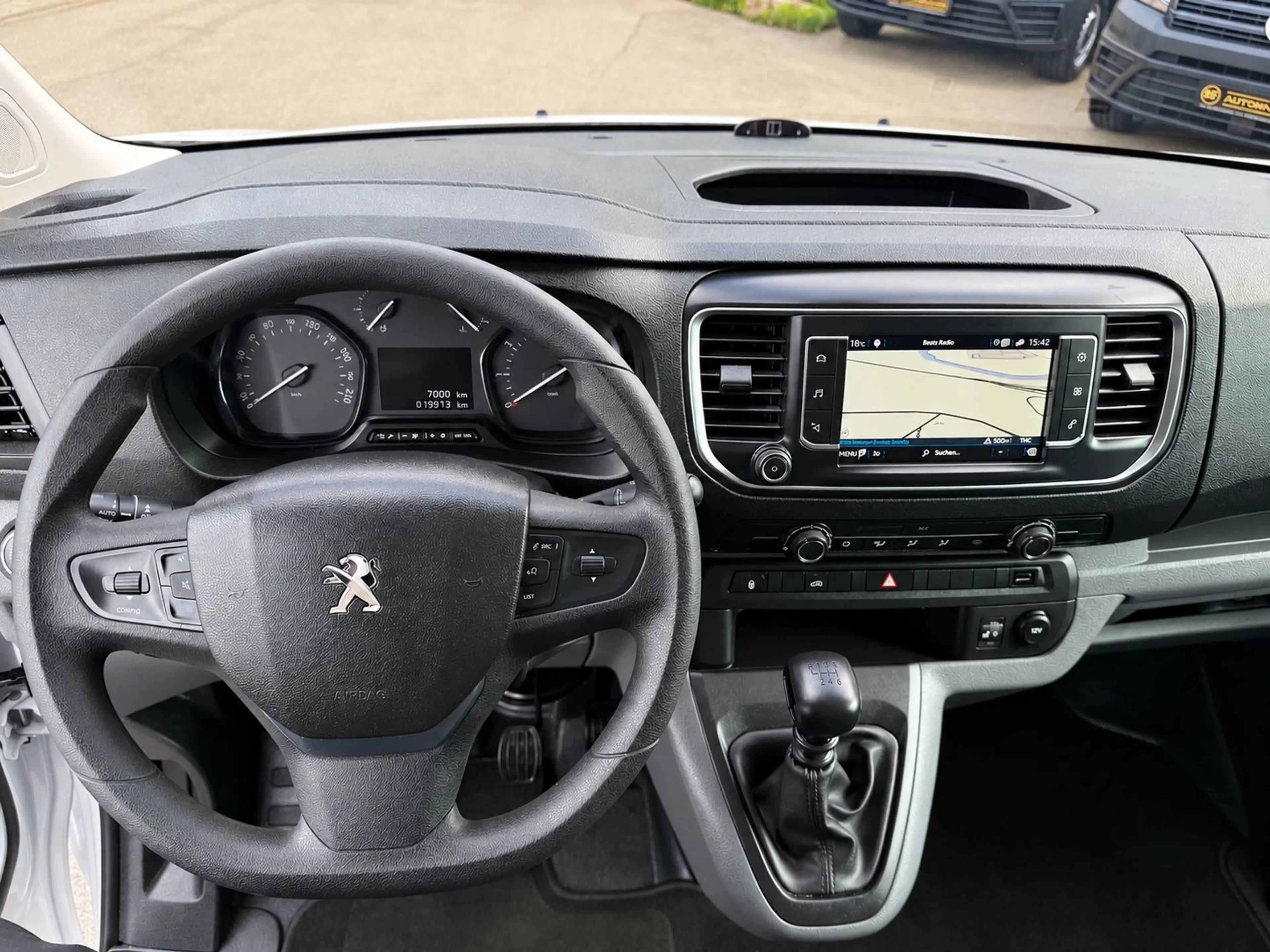 Peugeot Expert 2.0 HDI Premium L2 KLIMA NAVI TEMP AHK — photo 12