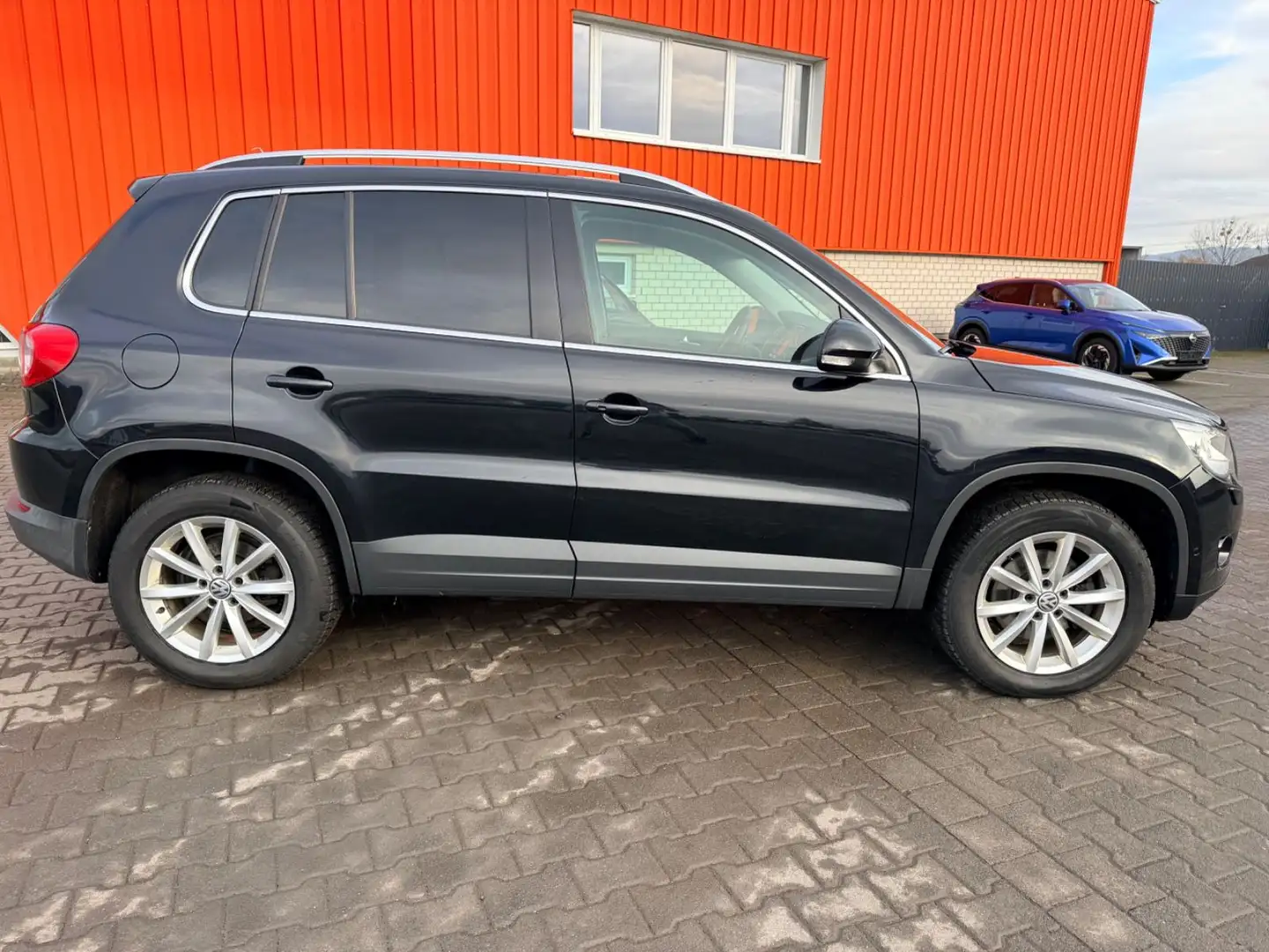 Volkswagen Tiguan Team 4Motion 2.0TDi Dsg Pano KeylessGo Navi Ahk Noir - 2