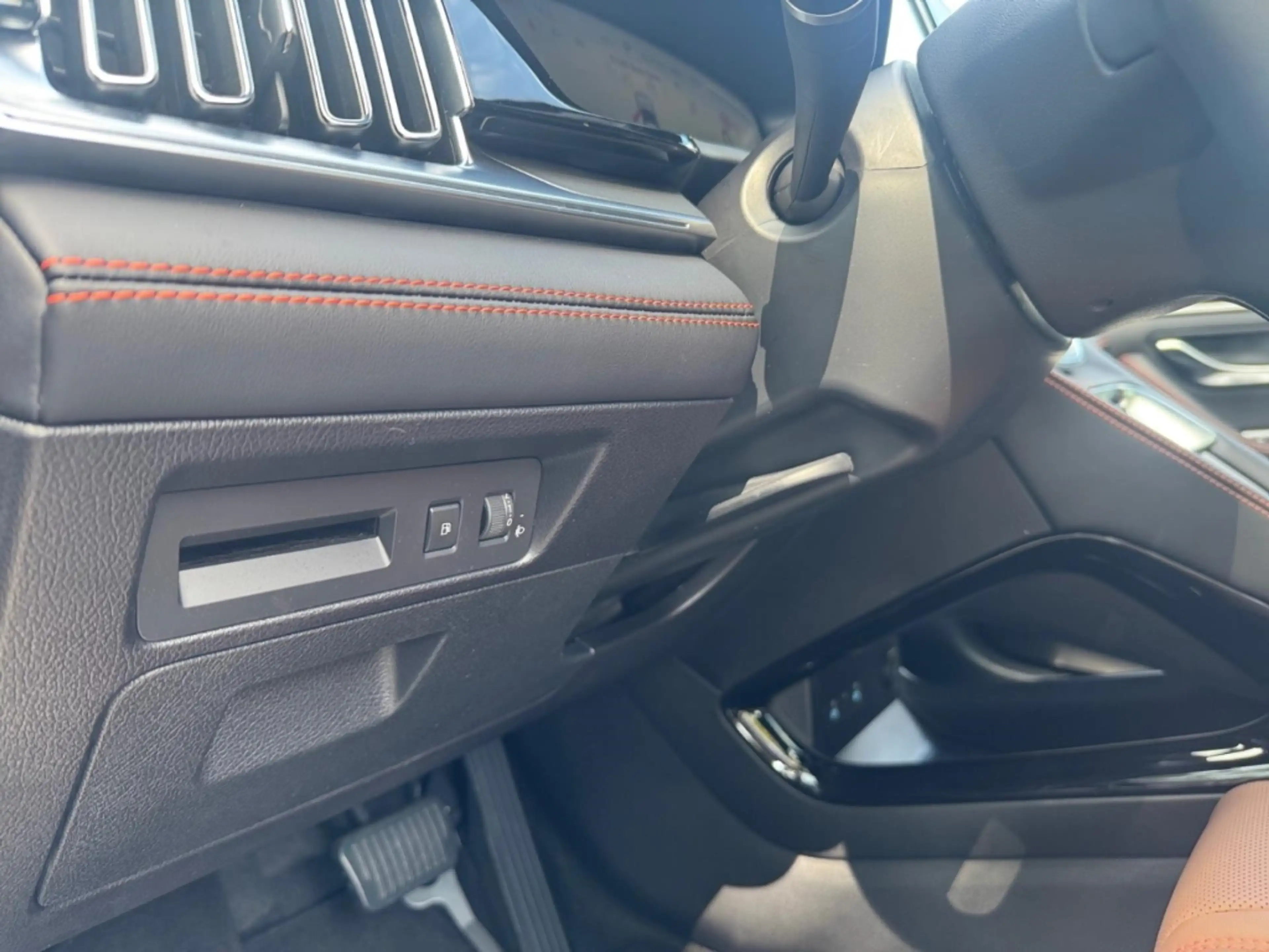 BYD Seal U COMFORT PHEV 1.5 160KW NAVI,KLIMA,SITZHZG,CARPLAY — photo 25