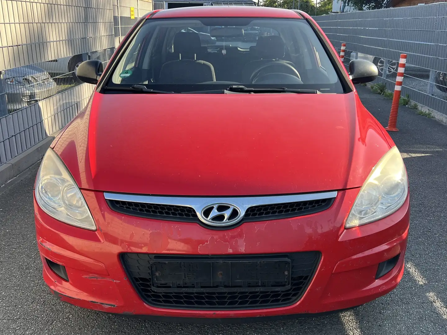 Hyundai i30 Classic **Motorschaden**Leuft auf 3 Zylinder** Rot - 2