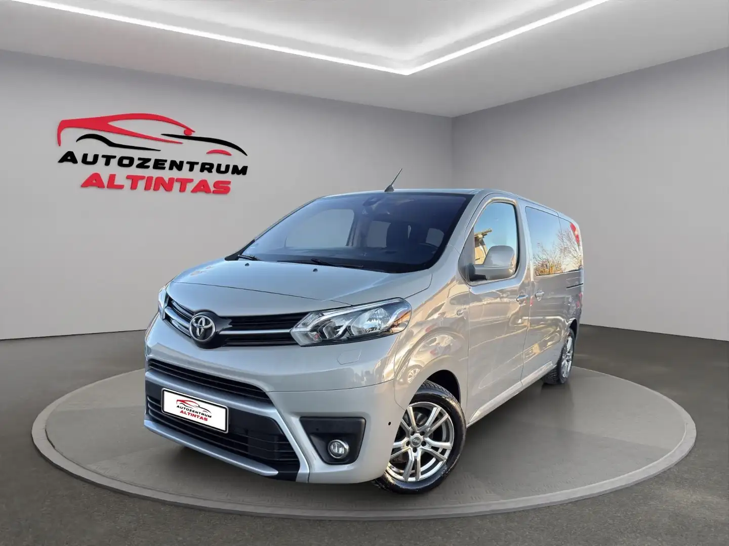 Toyota Proace Verso L1*KLIMA*HUD*NAVI*RFK*SHZ*8-SITZER* Silber - 2