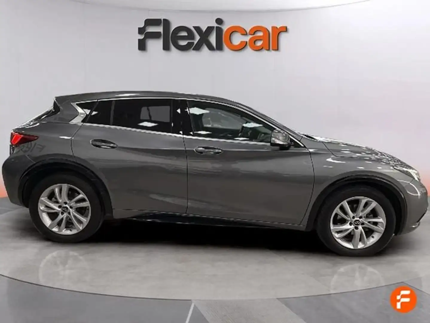 Infiniti Q30 1.6T+90kW+%28122CV%29 Gri - 2