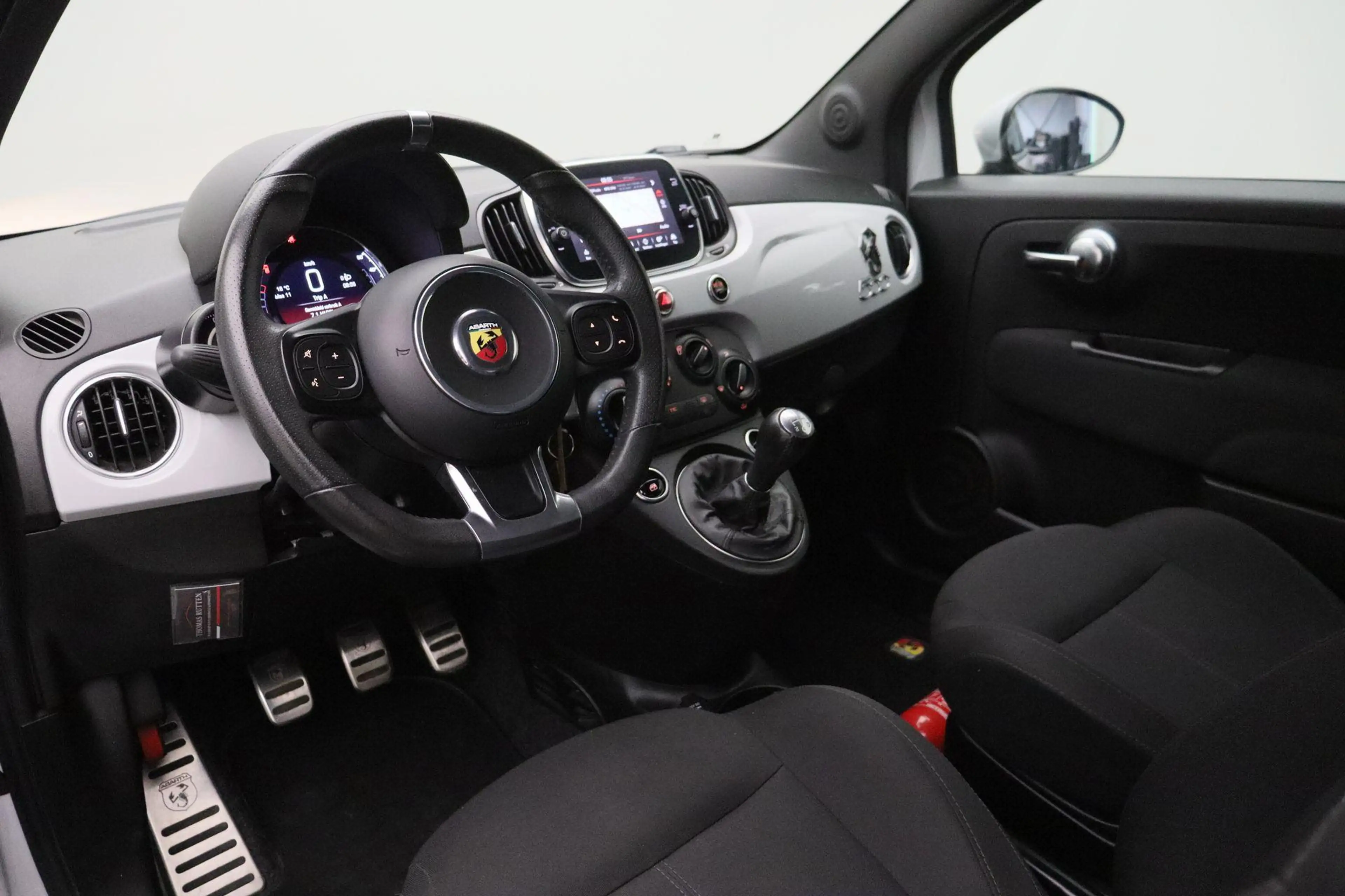Fiat 500 Abarth 1.4 T-Jet 595 2019 | Goed Onderhouden | Navigatie — photo 7