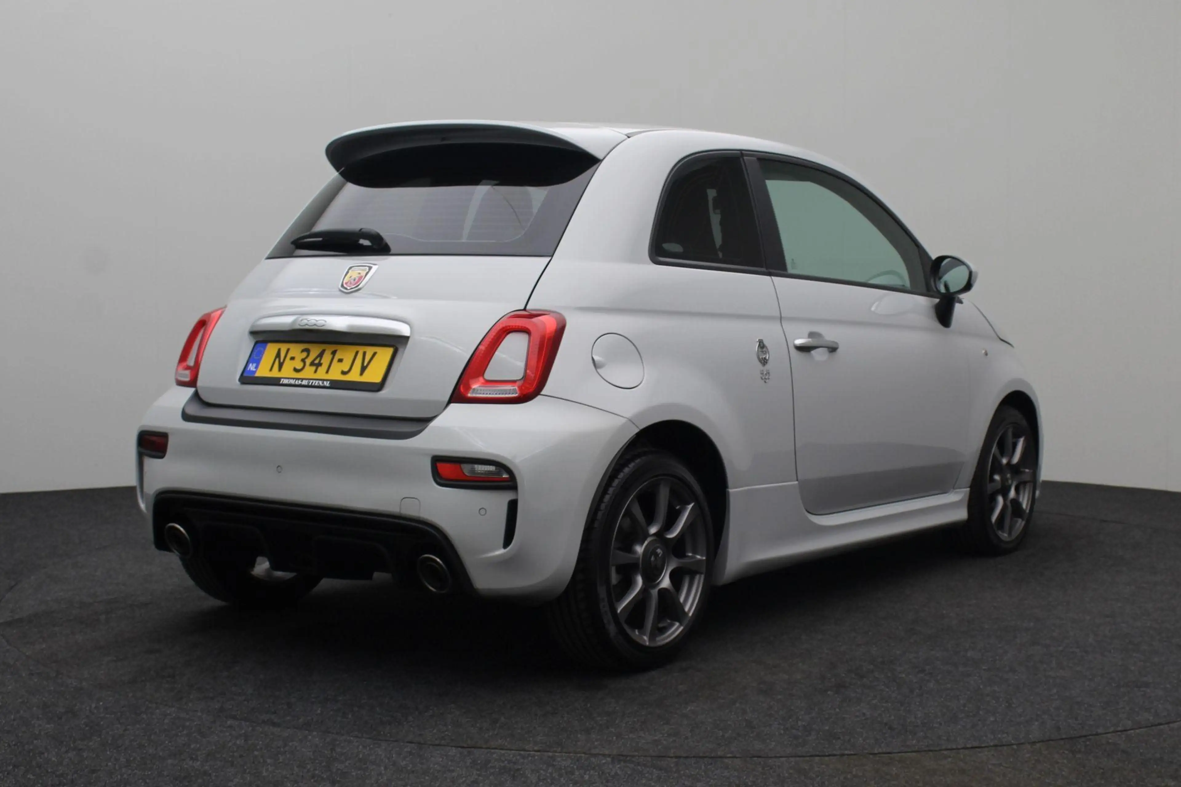 Fiat 500 Abarth 1.4 T-Jet 595 2019 | Goed Onderhouden | Navigatie — photo 3
