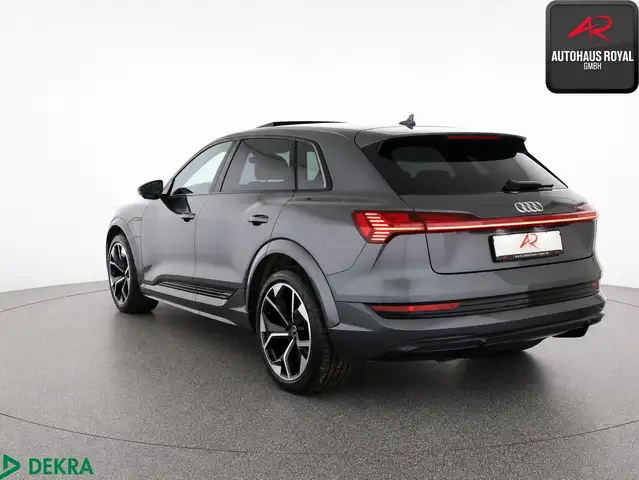Audi E-Tron view 3