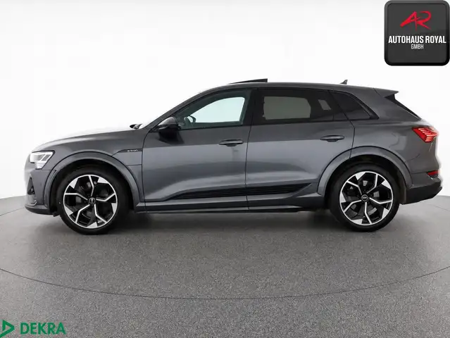 Audi E-Tron view 2
