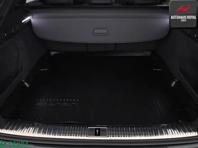 Audi E-Tron view 14