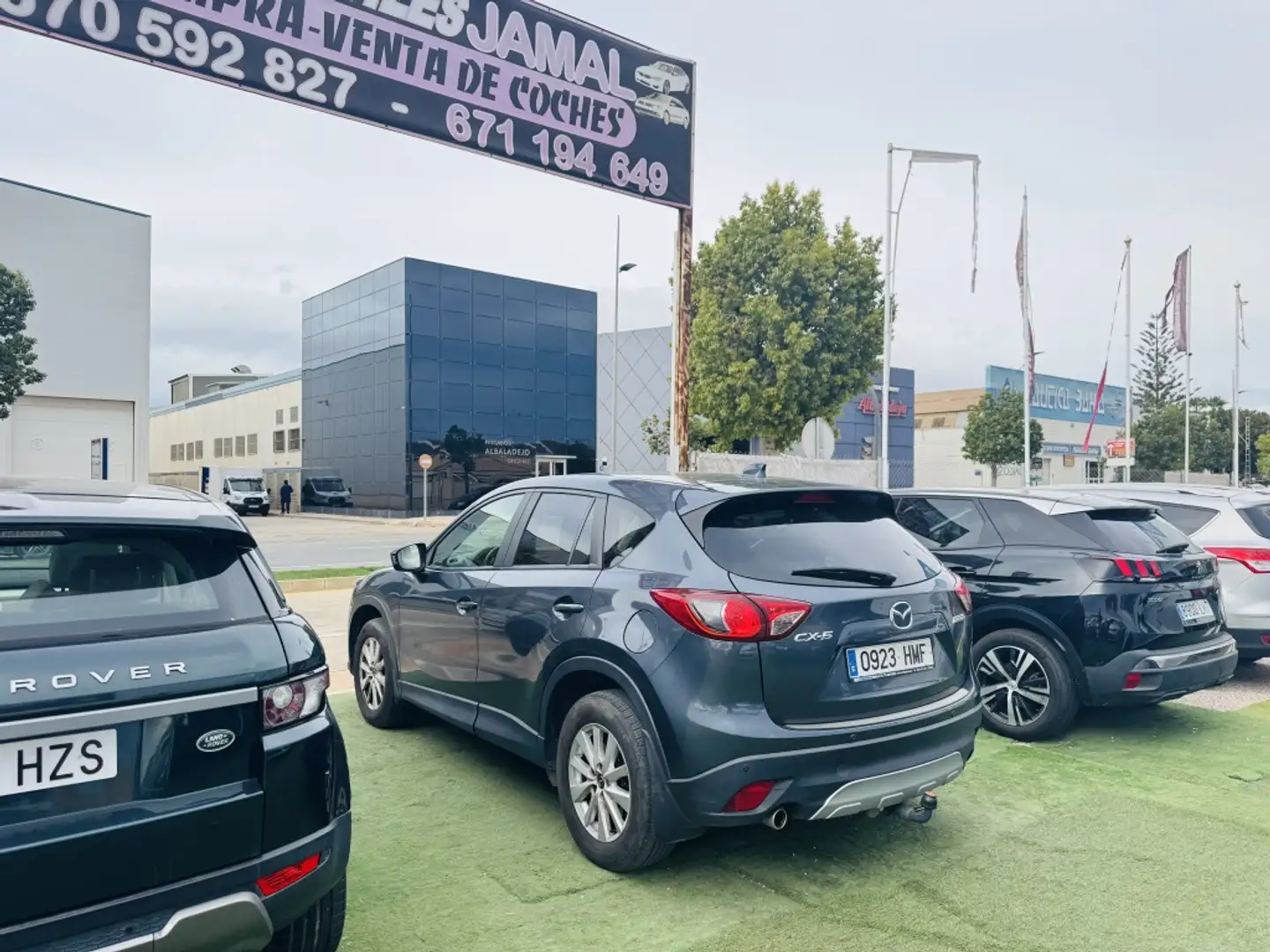 Mazda CX-5 2.2DE Style + Navegador 2WD Gris - 1